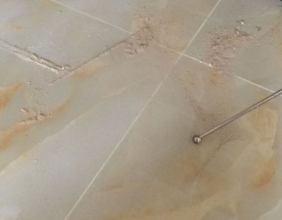 崇州瓷砖空鼓维修公司分享粘合剂选择不当在瓷砖铺贴过程中可能导致以下问题